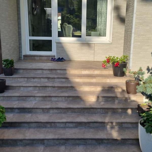 Ступень рядовая флорентинер WesterWalder ATRIUM 310х320х9.5мм WK31140 Grau-braun